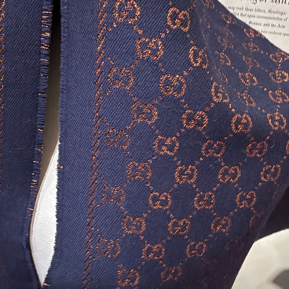 Gucci GG Metallic Wool Silk Scarf Navy Bronze 40x180 NWT - Picture 7 of 10